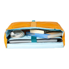 Load image into Gallery viewer, Chuspa 15L Messenger Bag - FINAL SALE
