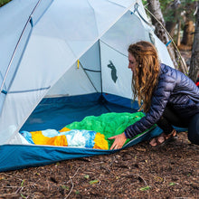 Load image into Gallery viewer, Sueño Sleeping Bag
